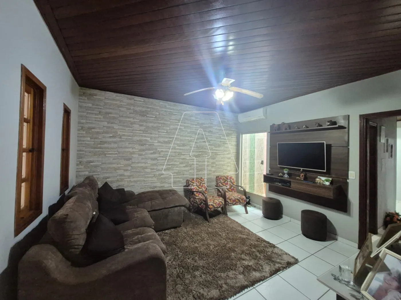 Comprar Casa / Residencial em Araçatuba R$ 300.000,00 - Foto 2