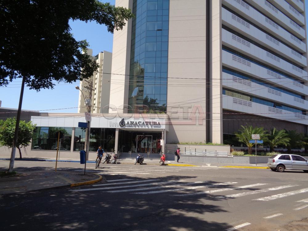 Alugar Comercial / Sala em Condomínio em Araçatuba R$ 2.000,00 - Foto 2