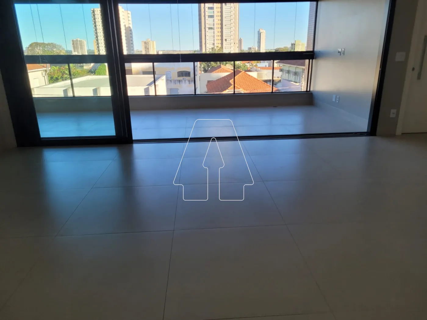 Alugar Apartamento / Padrão em Araçatuba R$ 3.500,00 - Foto 1
