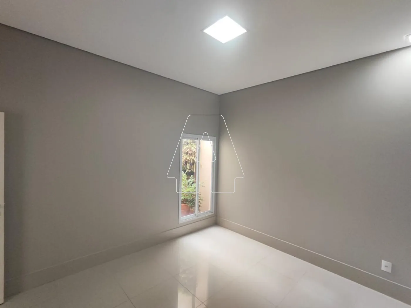 Alugar Comercial / Sala em Araçatuba R$ 2.500,00 - Foto 1