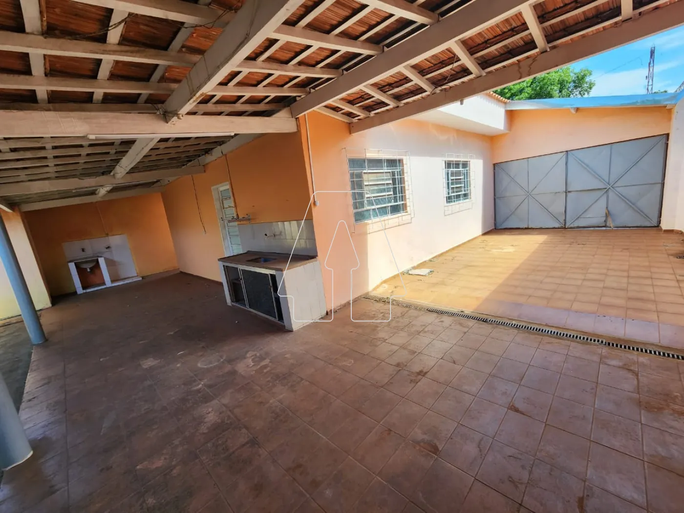 Alugar Casa / Residencial em Araçatuba R$ 1.500,00 - Foto 2