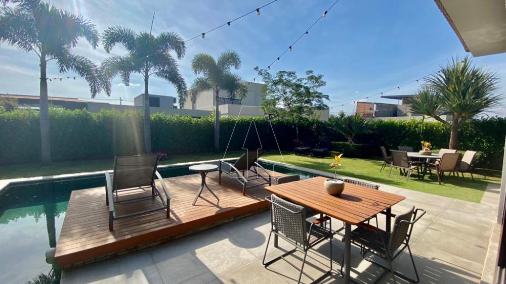 Comprar Casa / Condomínio em Araçatuba - Foto 8