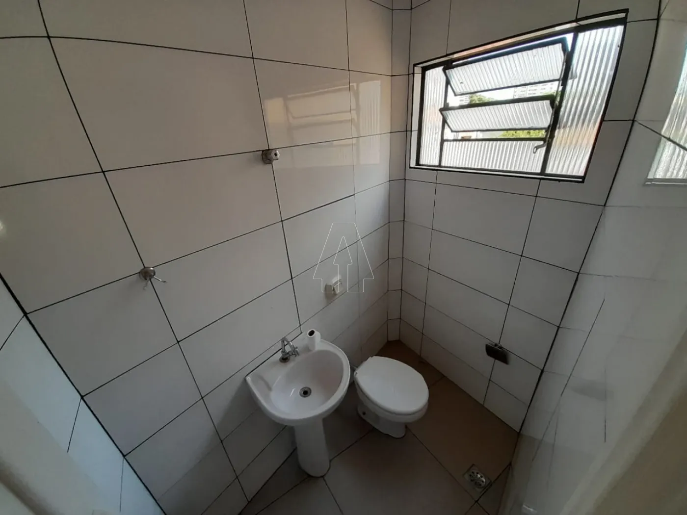 Alugar Comercial / Sala em Araçatuba R$ 1.000,00 - Foto 5