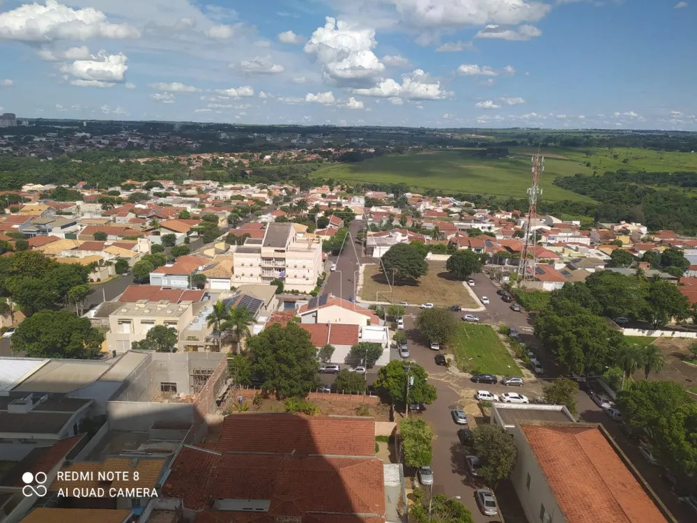 Alugar Comercial / Sala em Araçatuba R$ 2.000,00 - Foto 6