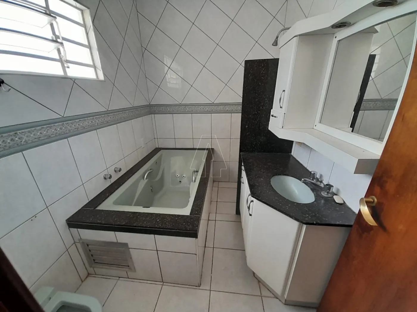 Alugar Casa / Sobrado em Araçatuba R$ 2.700,00 - Foto 15