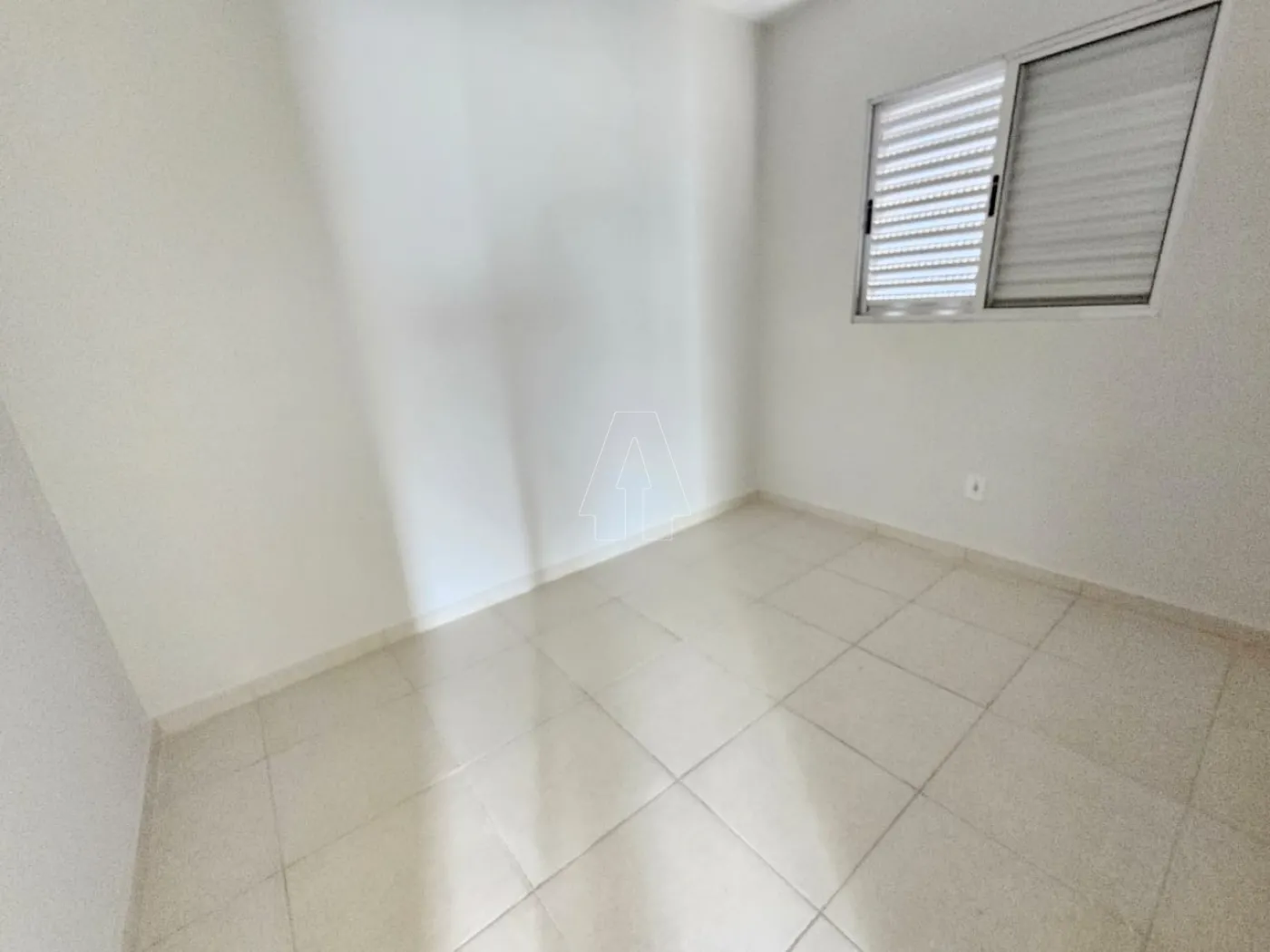 Alugar Apartamento / Padrão em Araçatuba R$ 1.000,00 - Foto 4