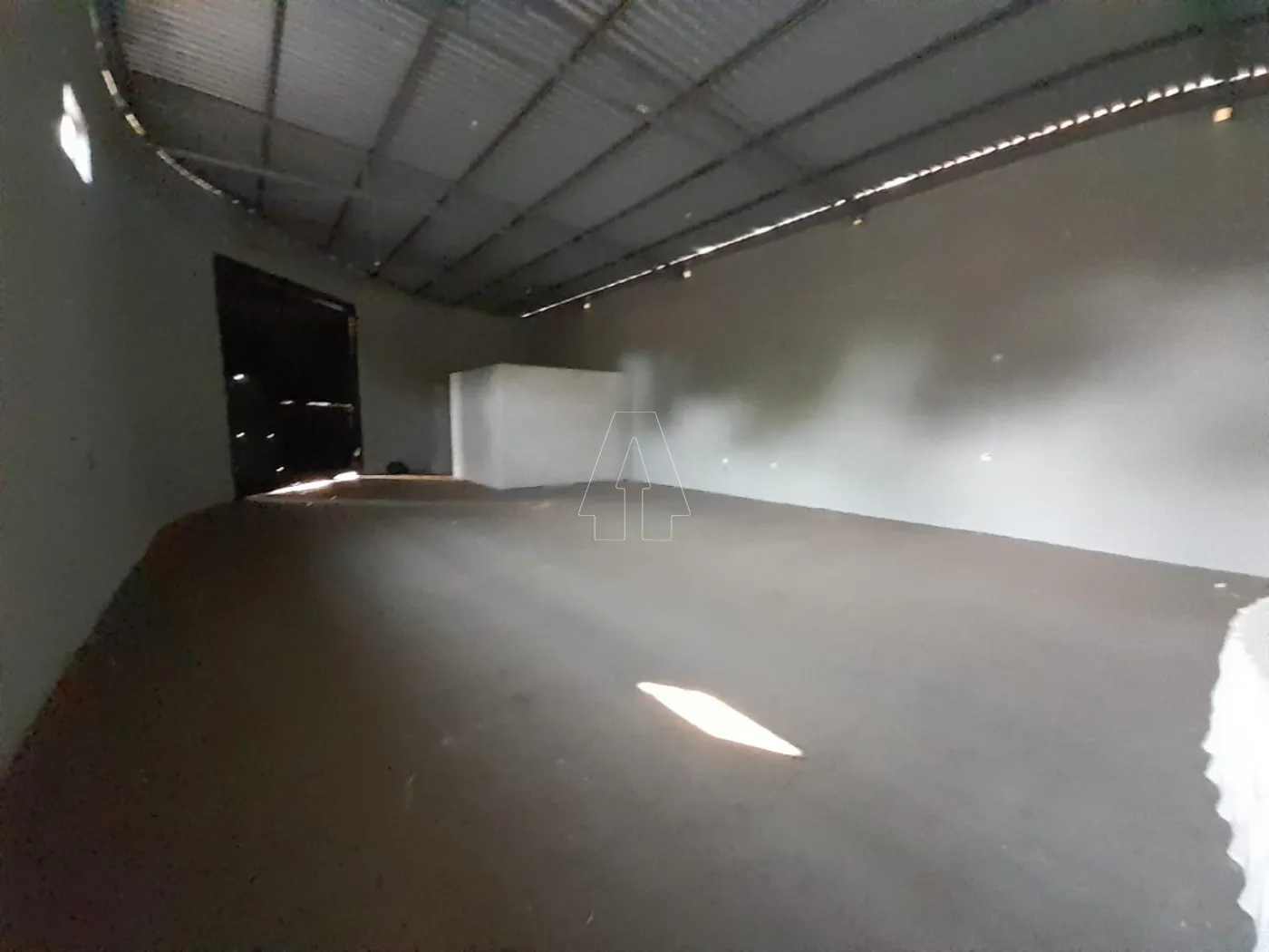 Alugar Comercial / Barracão em Araçatuba R$ 3.000,00 - Foto 4