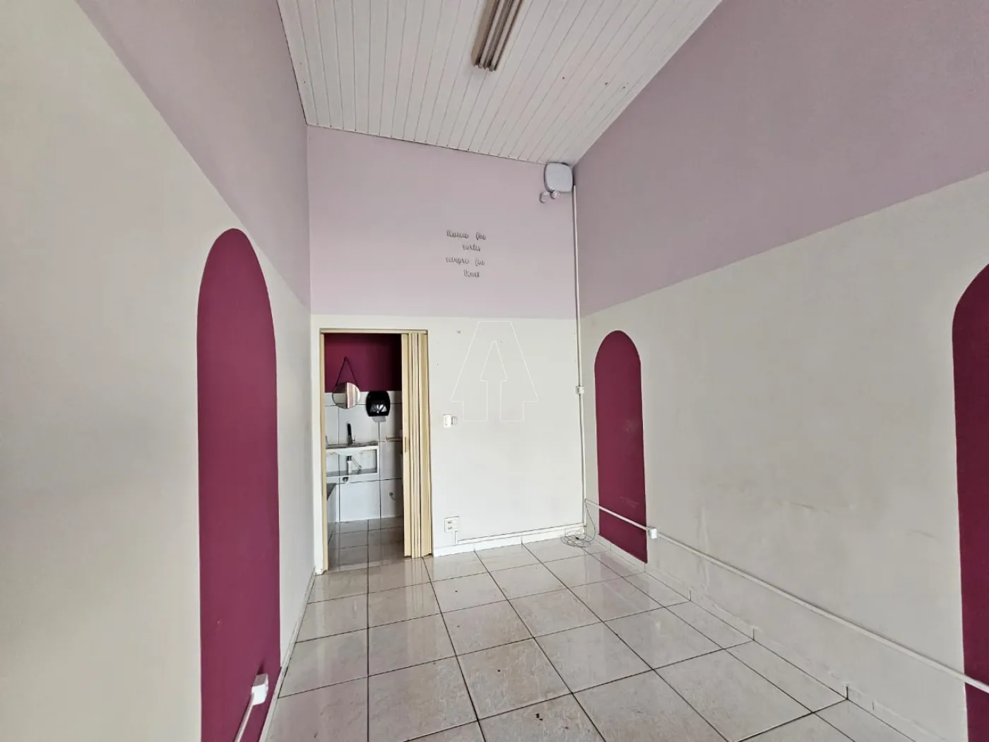 Alugar Comercial / Salão em Araçatuba R$ 1.200,00 - Foto 2