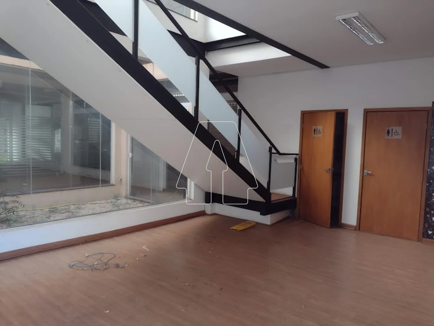 Alugar Comercial / Salão em Araçatuba R$ 8.000,00 - Foto 1