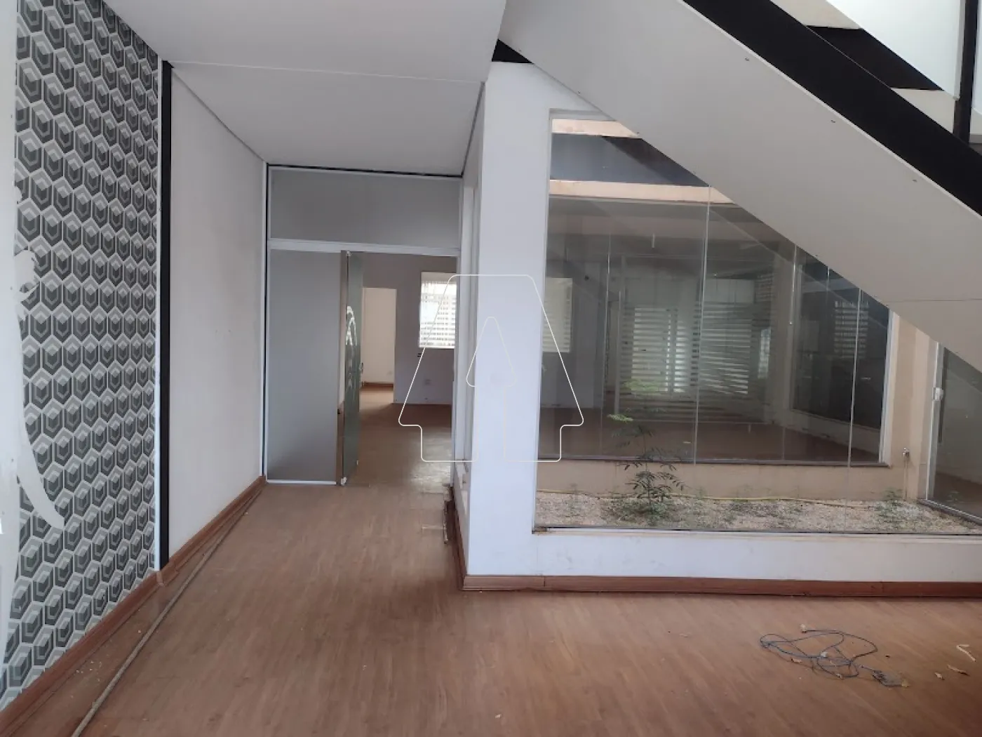 Alugar Comercial / Salão em Araçatuba R$ 8.000,00 - Foto 2