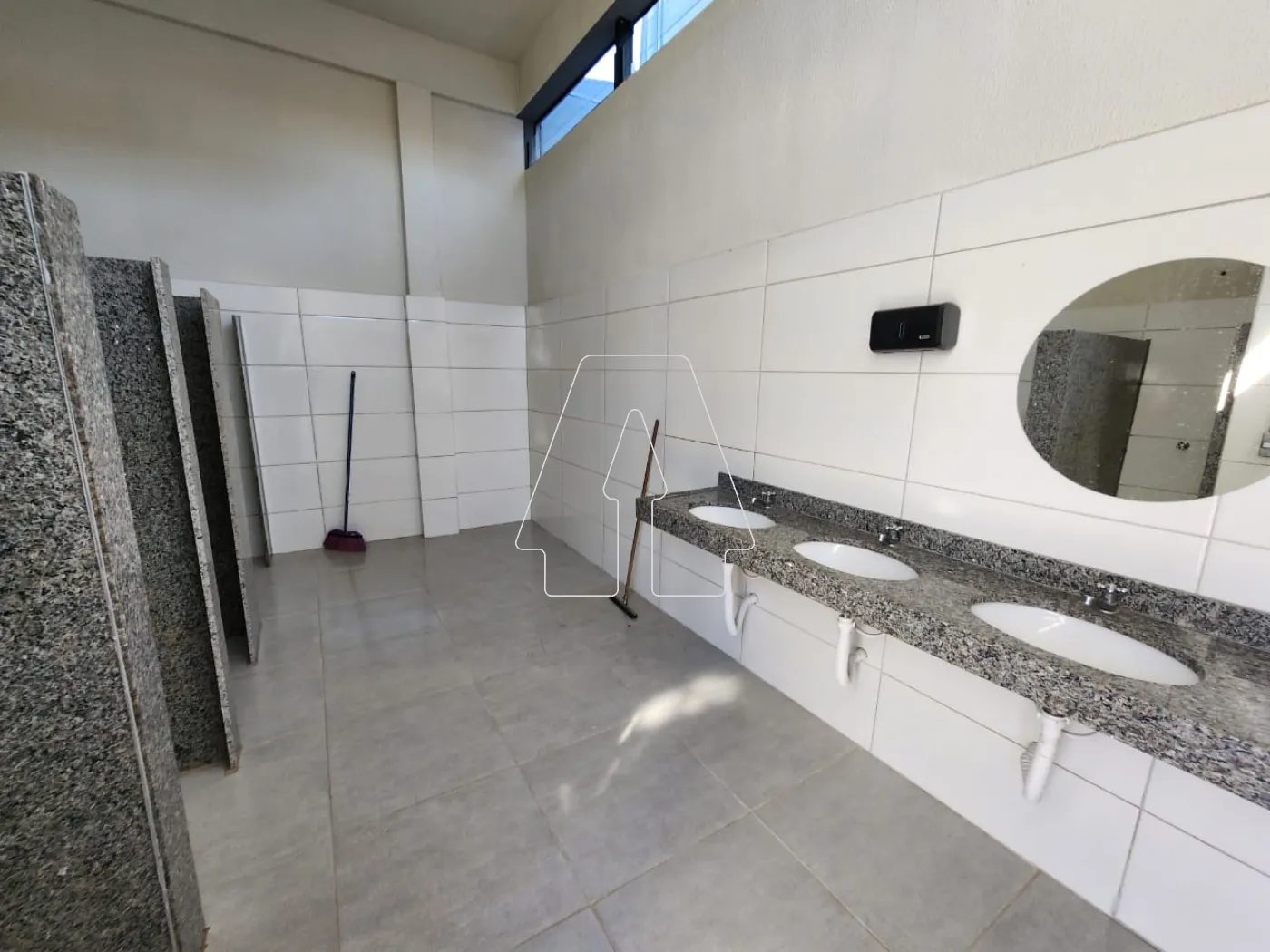 Comprar Comercial / Barracão em Araçatuba - Foto 8