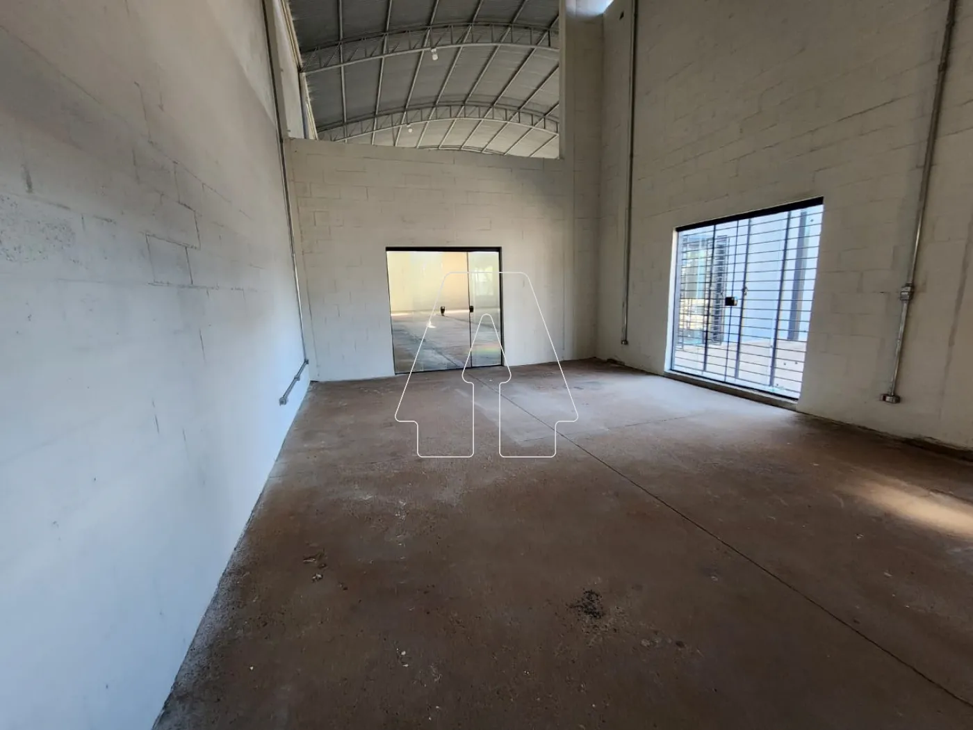 Comprar Comercial / Barracão em Araçatuba - Foto 4