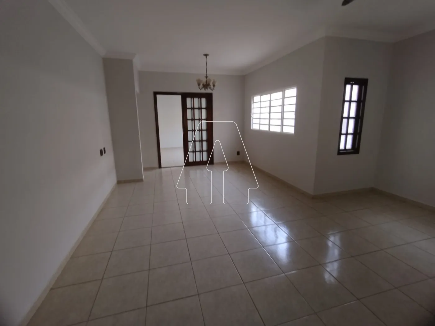 Alugar Comercial / Casa em Araçatuba R$ 2.600,00 - Foto 2