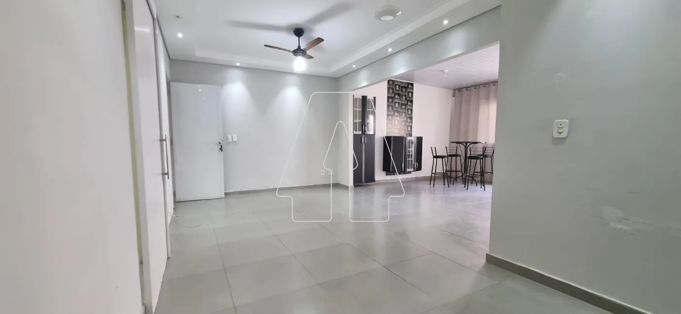 Alugar Casa / Condomínio em Araçatuba R$ 1.800,00 - Foto 2