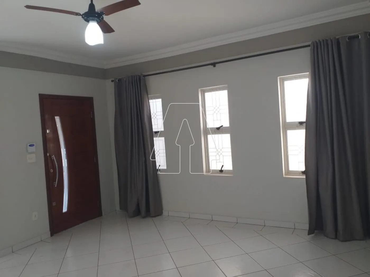 Alugar Casa / Residencial em Araçatuba R$ 2.200,00 - Foto 1