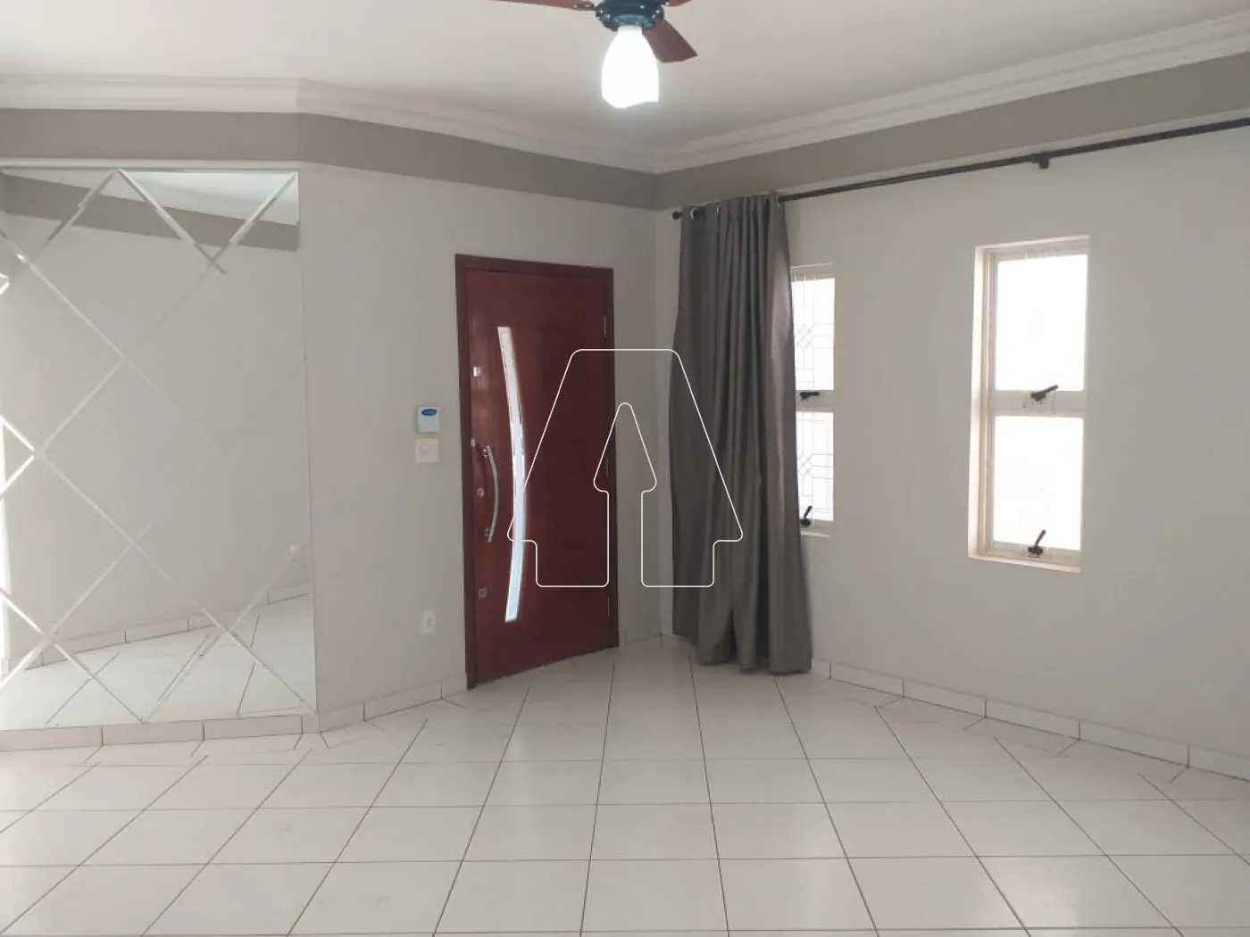Alugar Casa / Residencial em Araçatuba R$ 2.200,00 - Foto 2