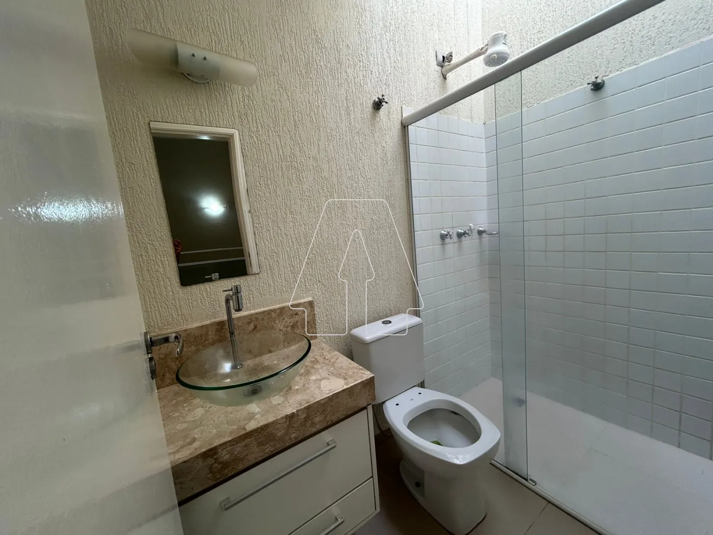 Alugar Casa / Condomínio em Araçatuba R$ 1.700,00 - Foto 14