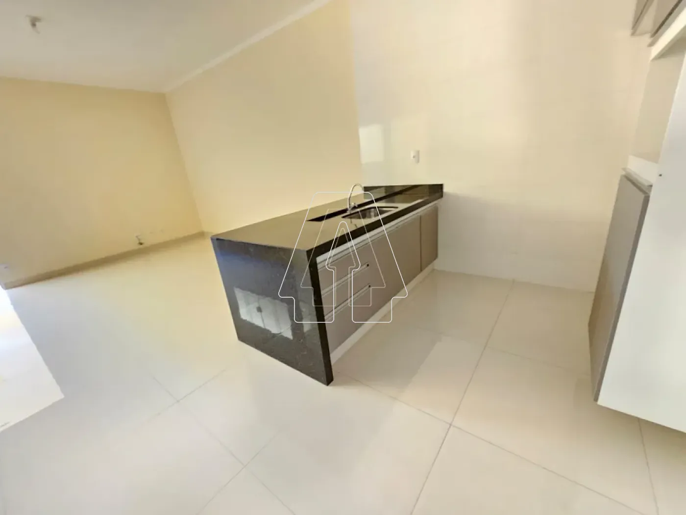 Alugar Casa / Residencial em Araçatuba R$ 2.300,00 - Foto 2