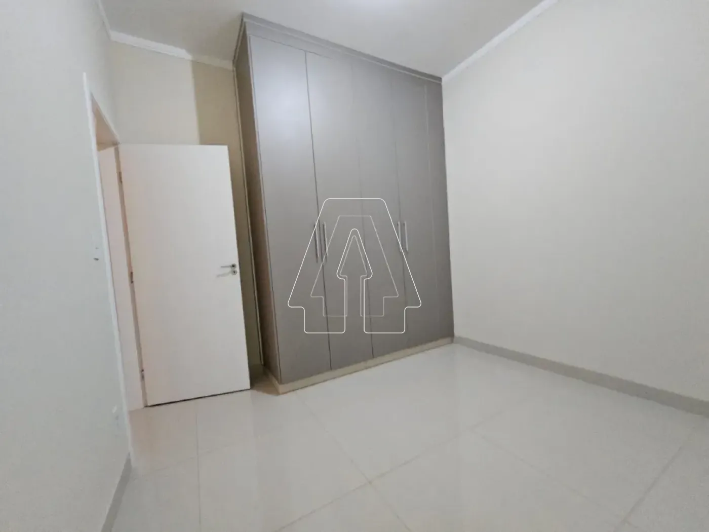 Alugar Casa / Residencial em Araçatuba R$ 2.300,00 - Foto 4