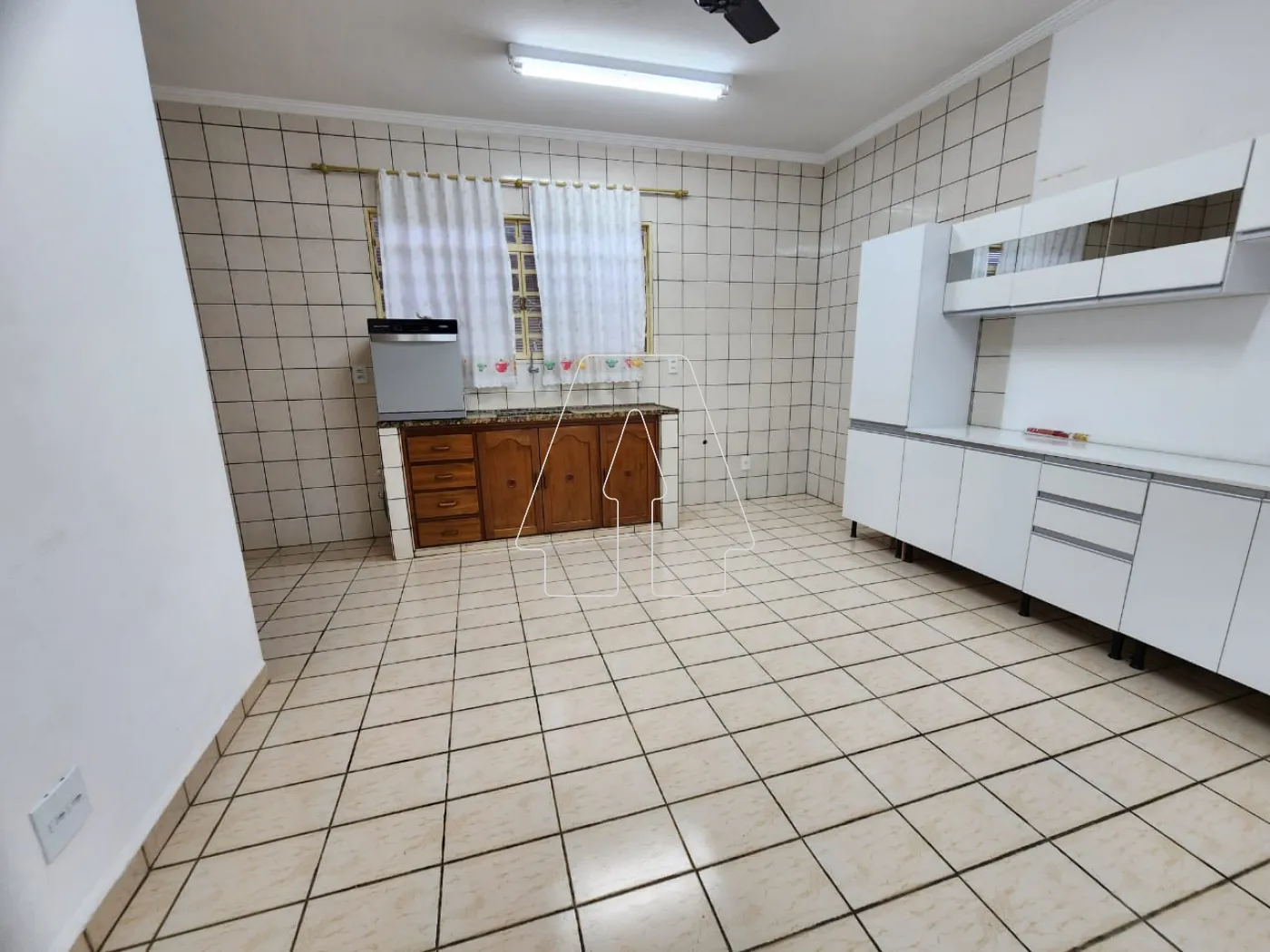 Alugar Casa / Residencial em Araçatuba R$ 1.800,00 - Foto 3