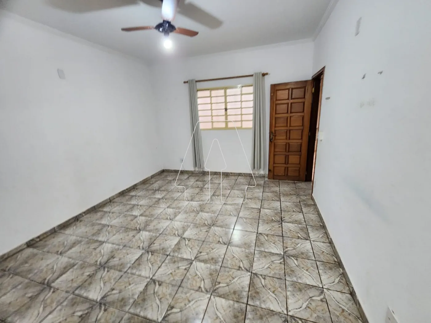 Alugar Casa / Residencial em Araçatuba R$ 1.800,00 - Foto 2