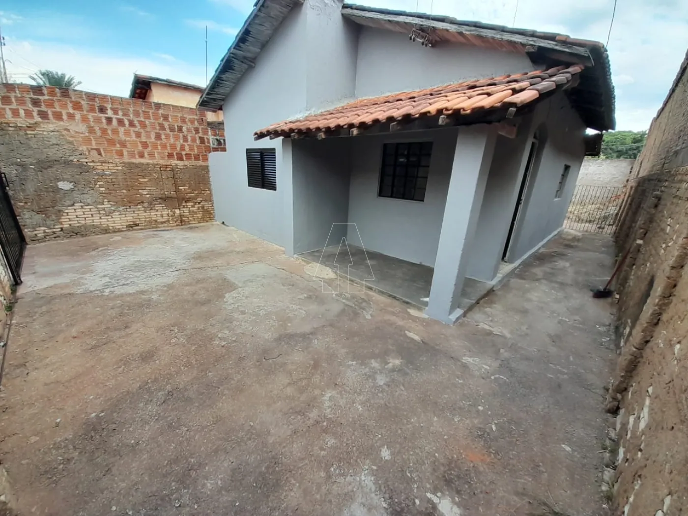 Alugar Casa / Residencial em Araçatuba R$ 800,00 - Foto 1