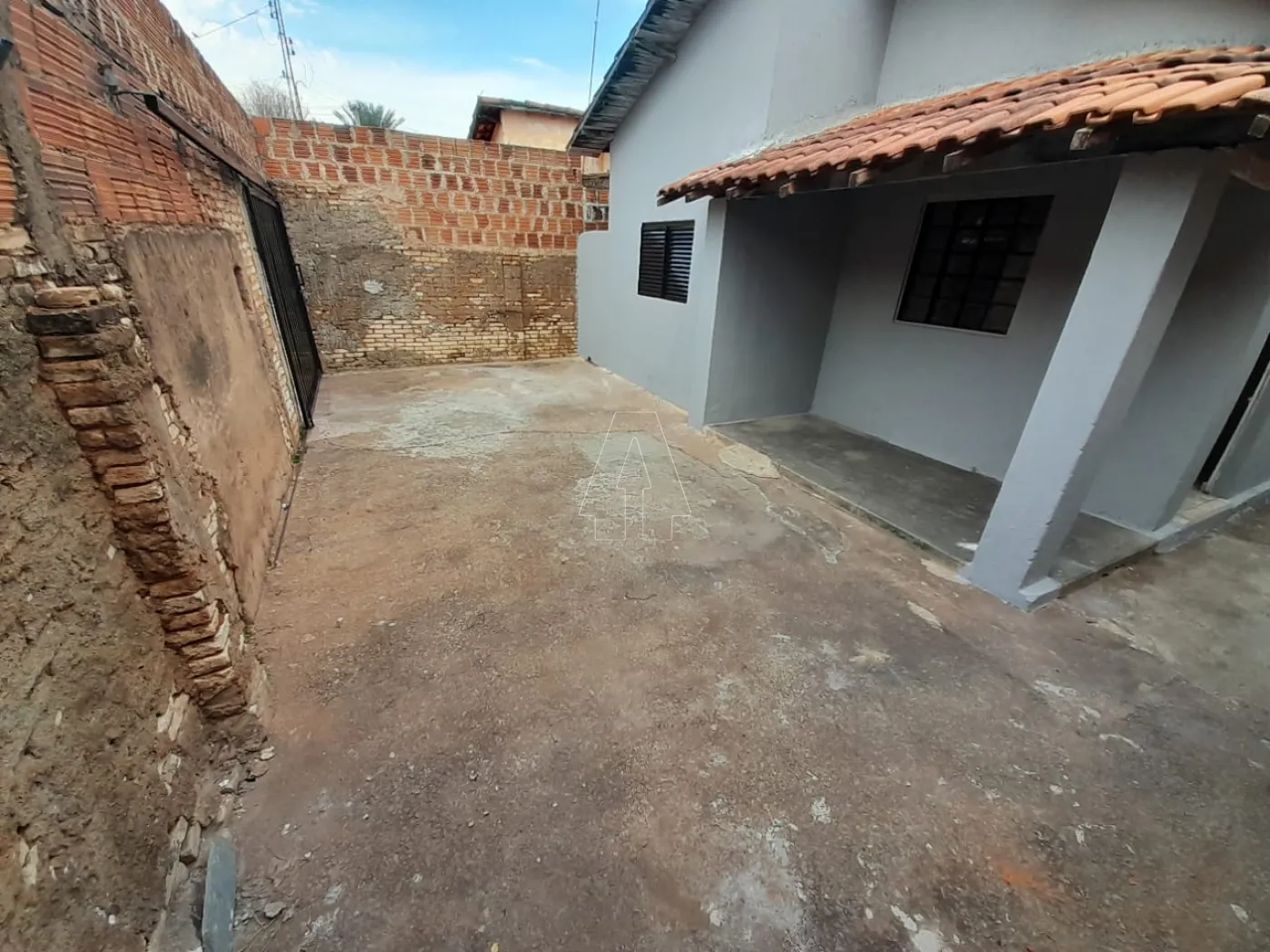 Alugar Casa / Residencial em Araçatuba R$ 800,00 - Foto 2
