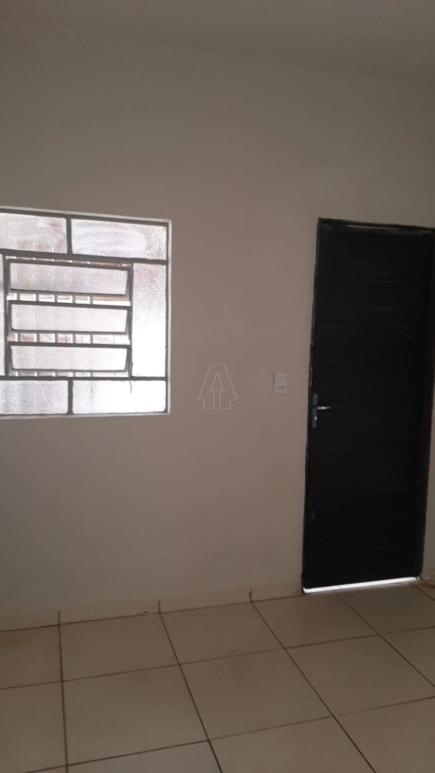 Alugar Casa / Residencial em Araçatuba R$ 900,00 - Foto 2
