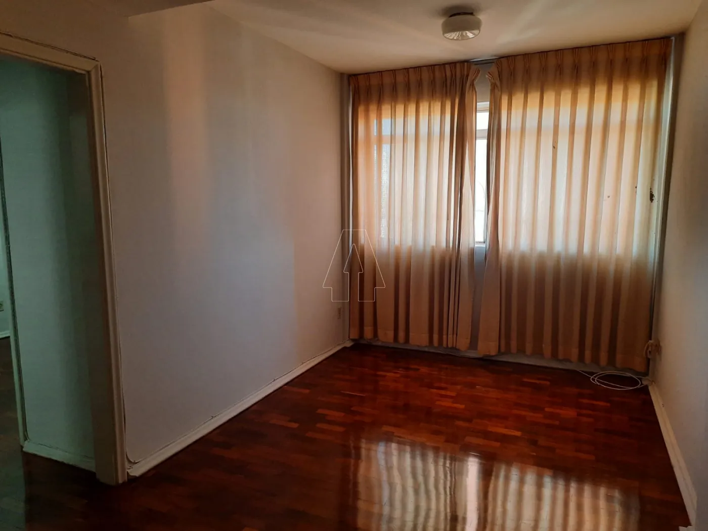 Alugar Apartamento / Padrão em Araçatuba R$ 750,00 - Foto 1