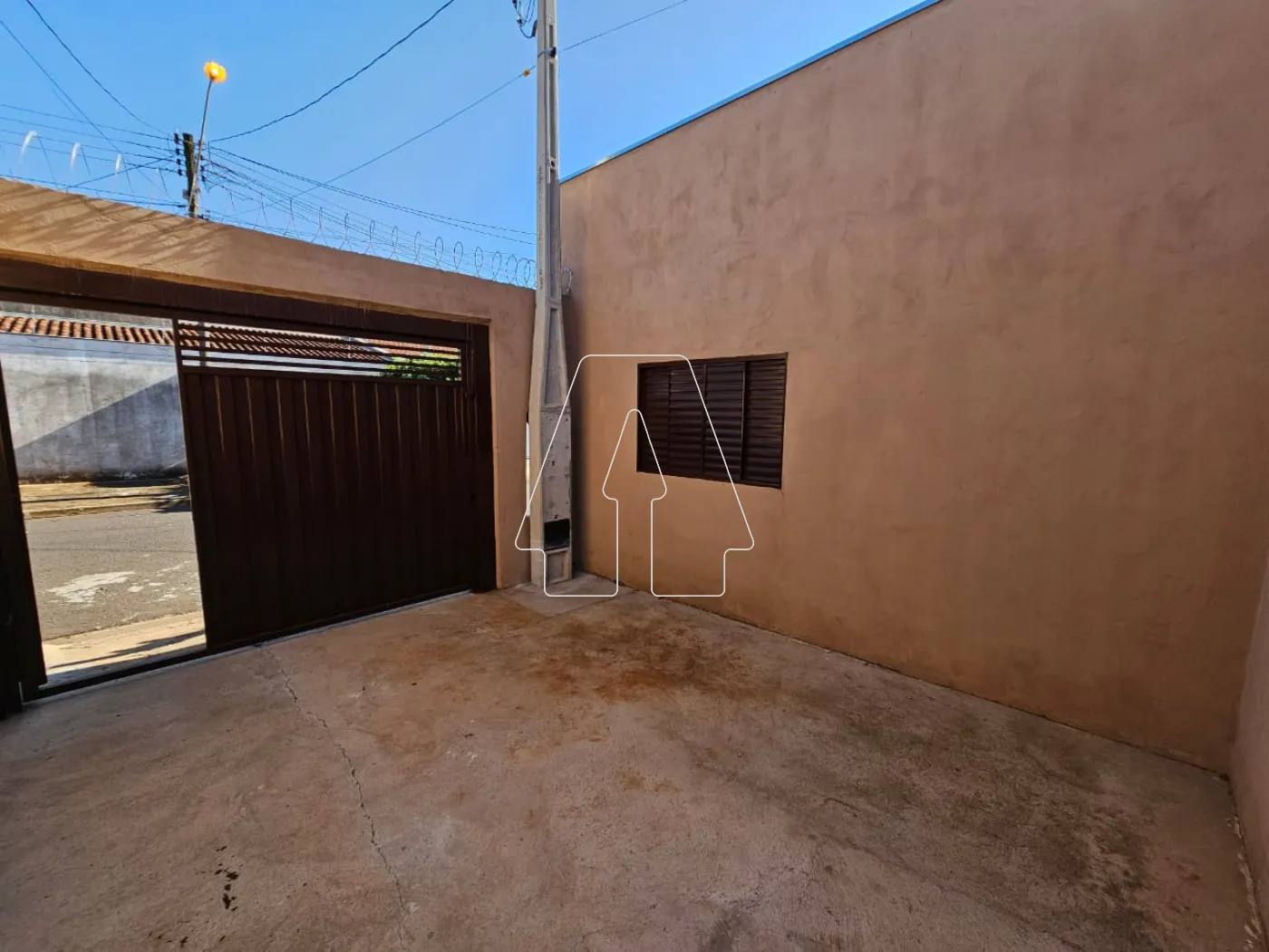 Alugar Casa / Residencial em Araçatuba R$ 1.050,00 - Foto 1