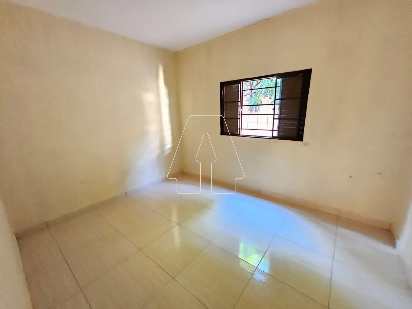 Alugar Casa / Residencial em Araçatuba R$ 1.050,00 - Foto 4