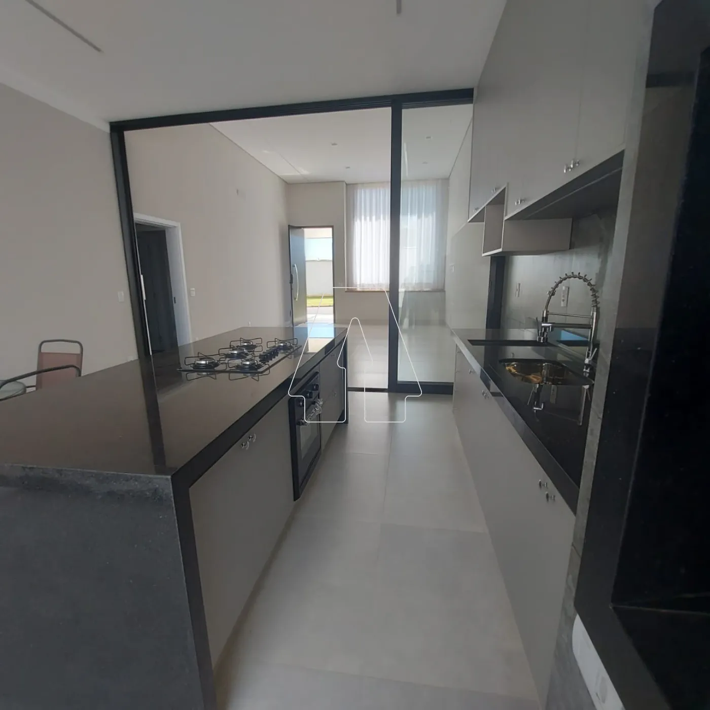 Comprar Casa / Condomínio em Araçatuba R$ 850.000,00 - Foto 4