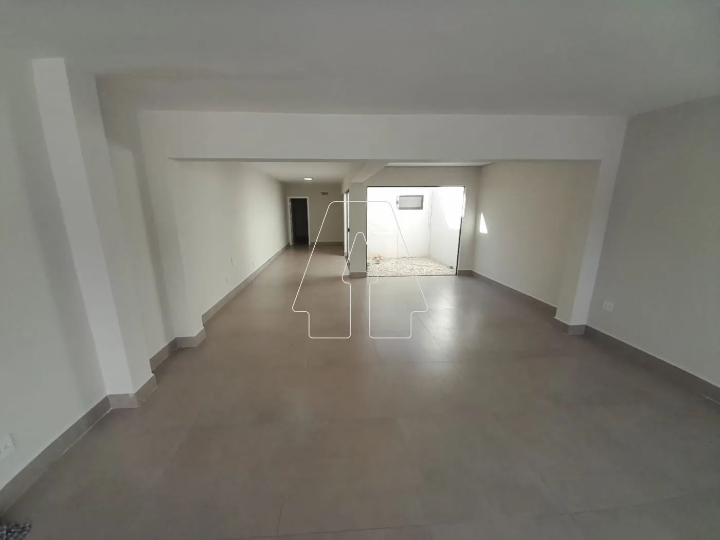 Alugar Comercial / Salão em Araçatuba R$ 5.000,00 - Foto 1