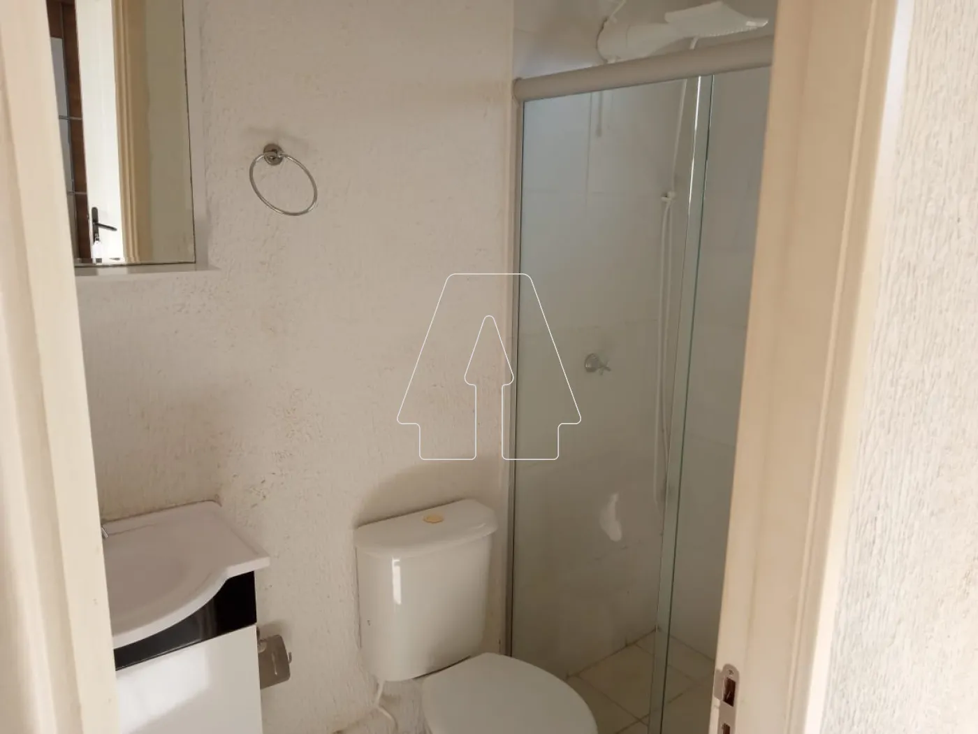 Alugar Casa / Condomínio em Araçatuba R$ 650,00 - Foto 6