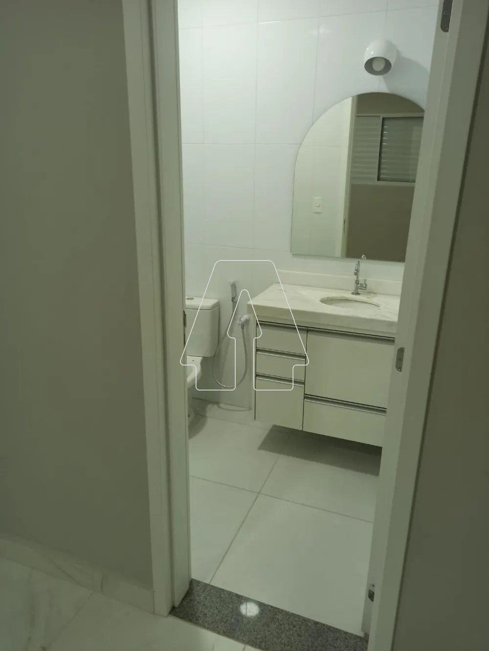 Alugar Apartamento / Padrão em Araçatuba R$ 3.600,00 - Foto 5