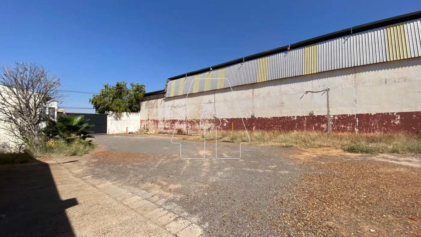 Alugar Comercial / Galpão em Araçatuba R$ 7.500,00 - Foto 25
