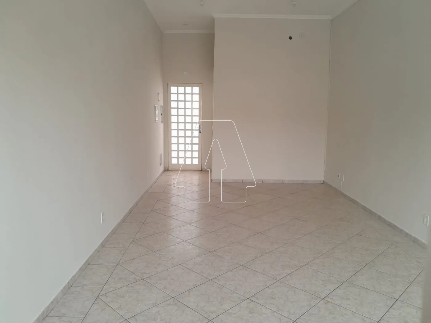 Alugar Comercial / Loja em Araçatuba R$ 1.550,00 - Foto 1