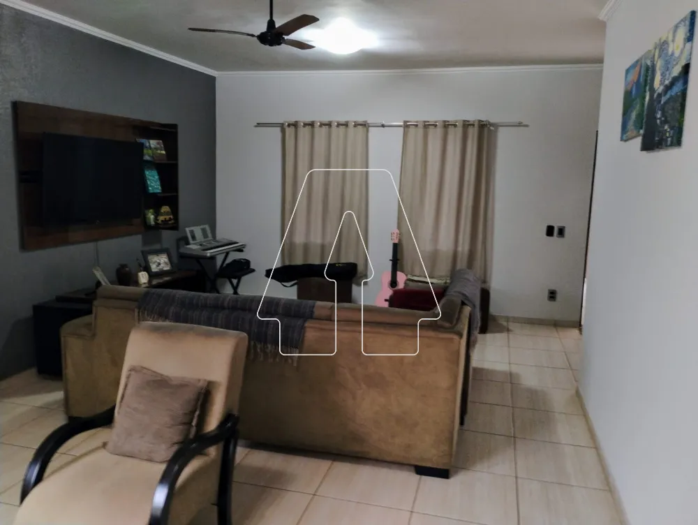 Comprar Casa / Residencial em Araçatuba R$ 430.000,00 - Foto 2