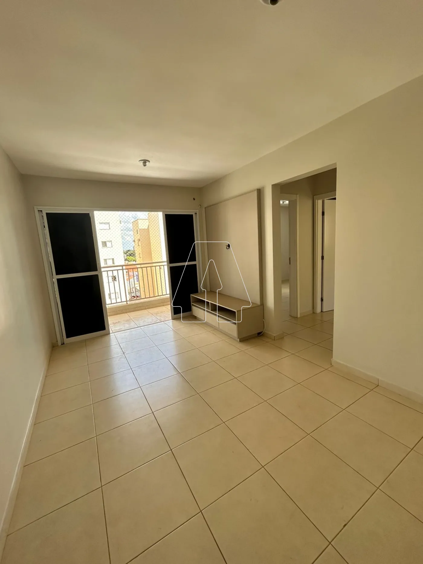 Alugar Apartamento / Padrão em Araçatuba R$ 1.400,00 - Foto 1