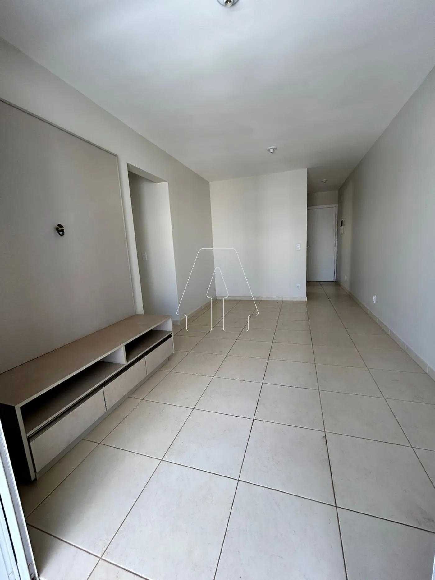 Alugar Apartamento / Padrão em Araçatuba R$ 1.400,00 - Foto 2