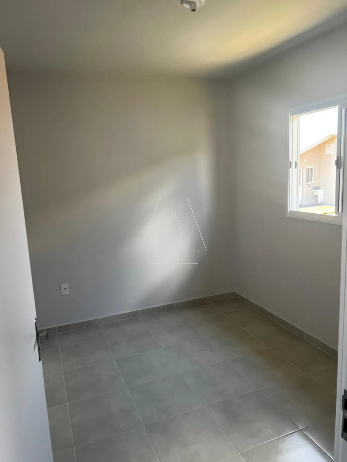 Alugar Casa / Residencial em Araçatuba R$ 800,00 - Foto 5