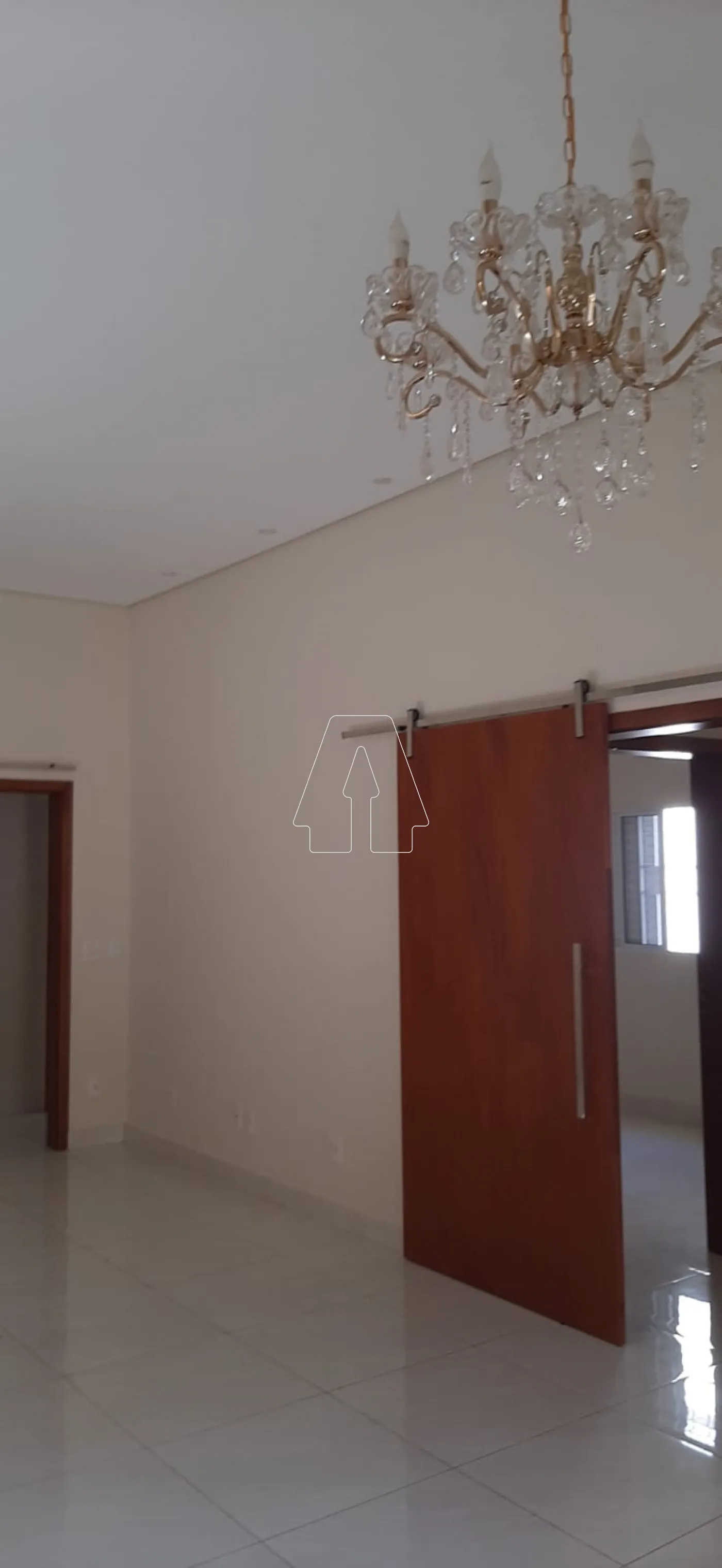 Alugar Casa / Residencial em Araçatuba R$ 3.700,00 - Foto 2