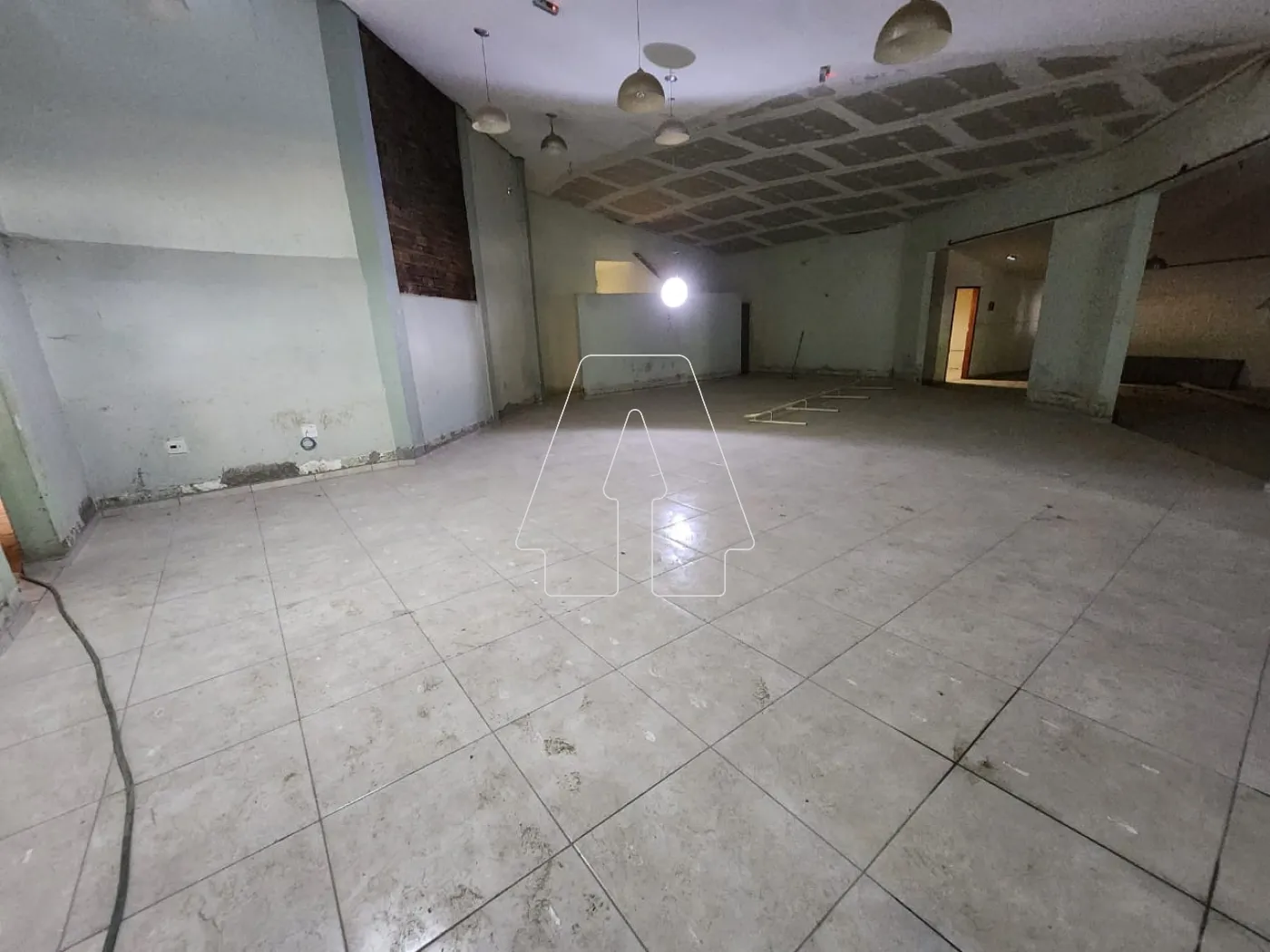 Alugar Comercial / Salão em Araçatuba R$ 15.000,00 - Foto 4