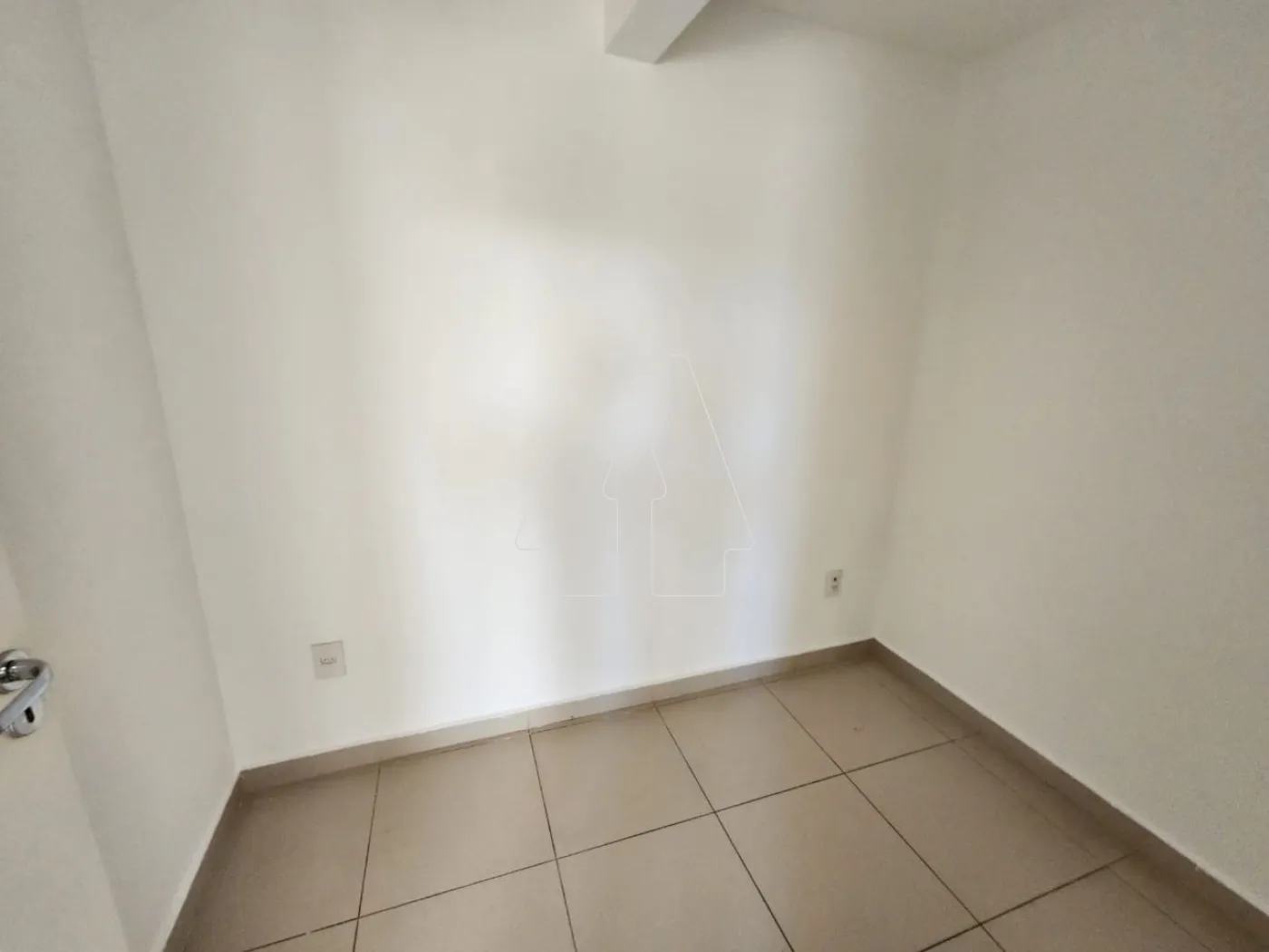 Alugar Comercial / Salão em Araçatuba R$ 2.150,00 - Foto 3