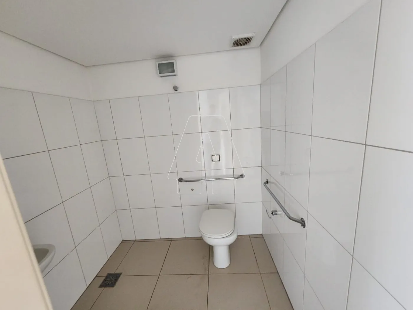 Alugar Comercial / Salão em Araçatuba R$ 2.150,00 - Foto 6