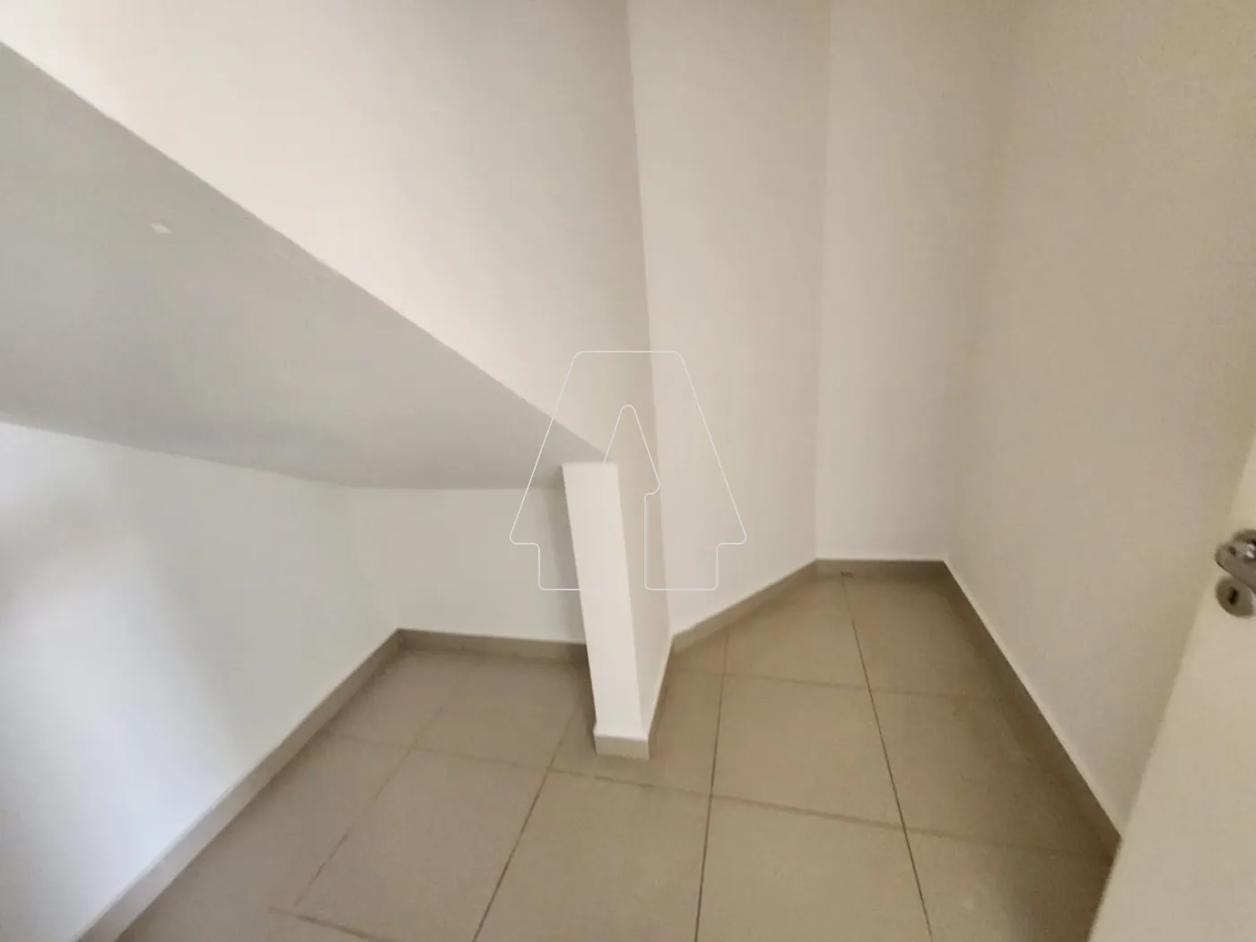 Alugar Comercial / Salão em Araçatuba R$ 2.150,00 - Foto 4