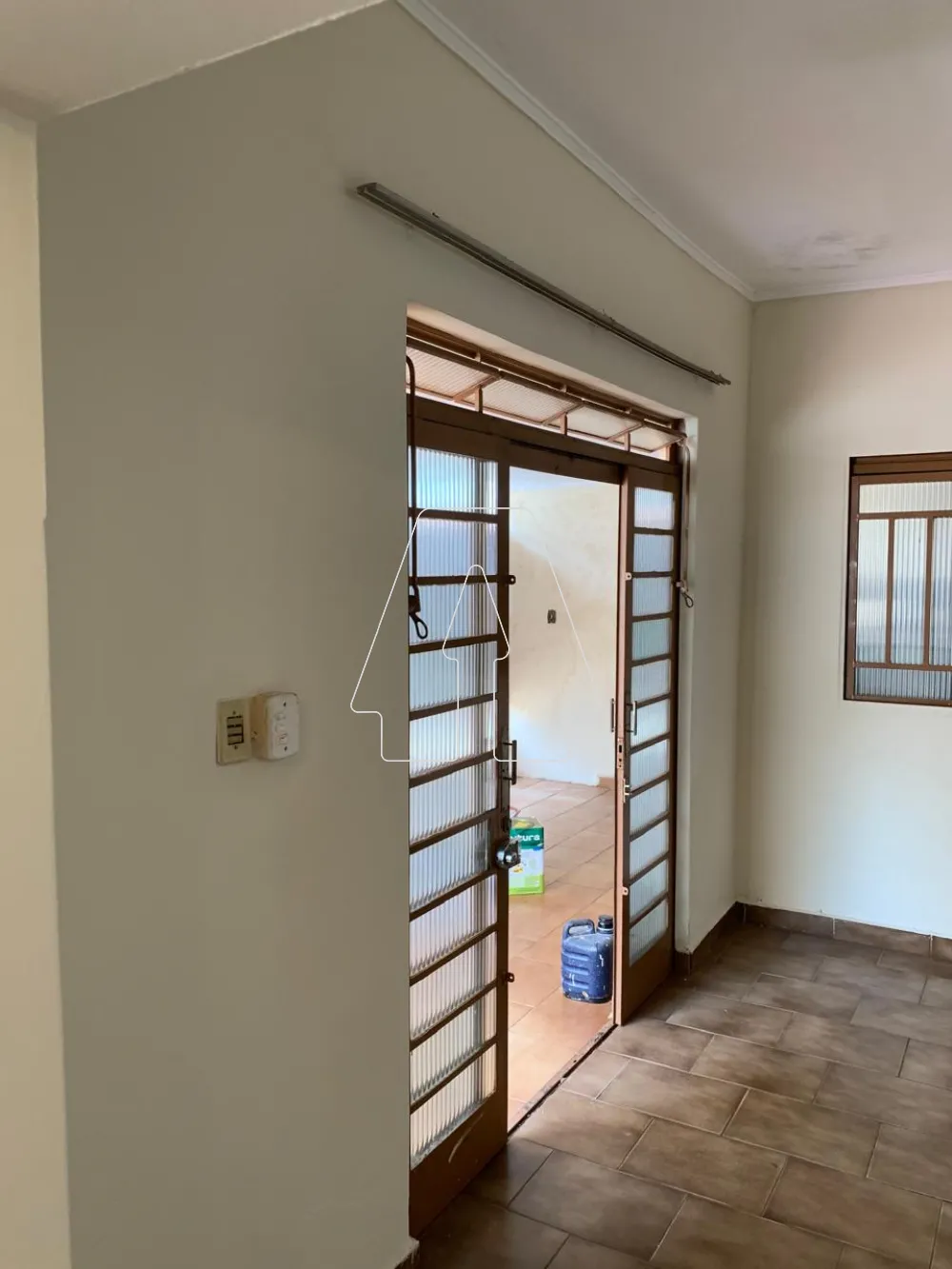 Comprar Casa / Residencial em Araçatuba R$ 180.000,00 - Foto 3