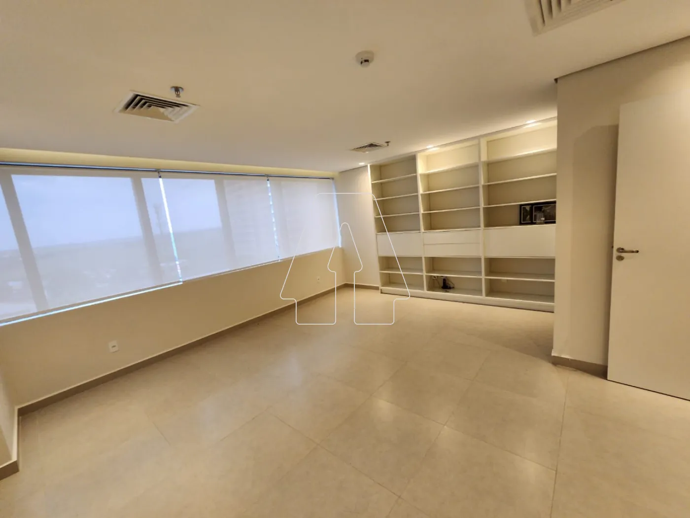 Alugar Comercial / Sala em Condomínio em Araçatuba R$ 2.800,00 - Foto 3