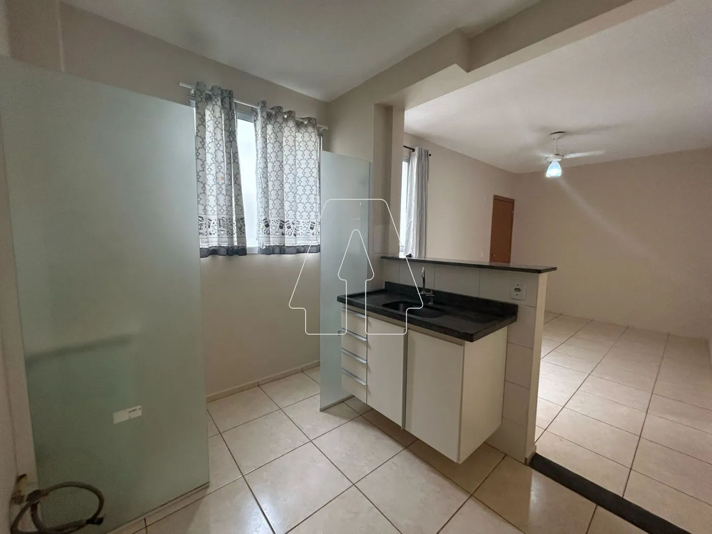 Alugar Apartamento / Padrão em Araçatuba R$ 1.100,00 - Foto 8