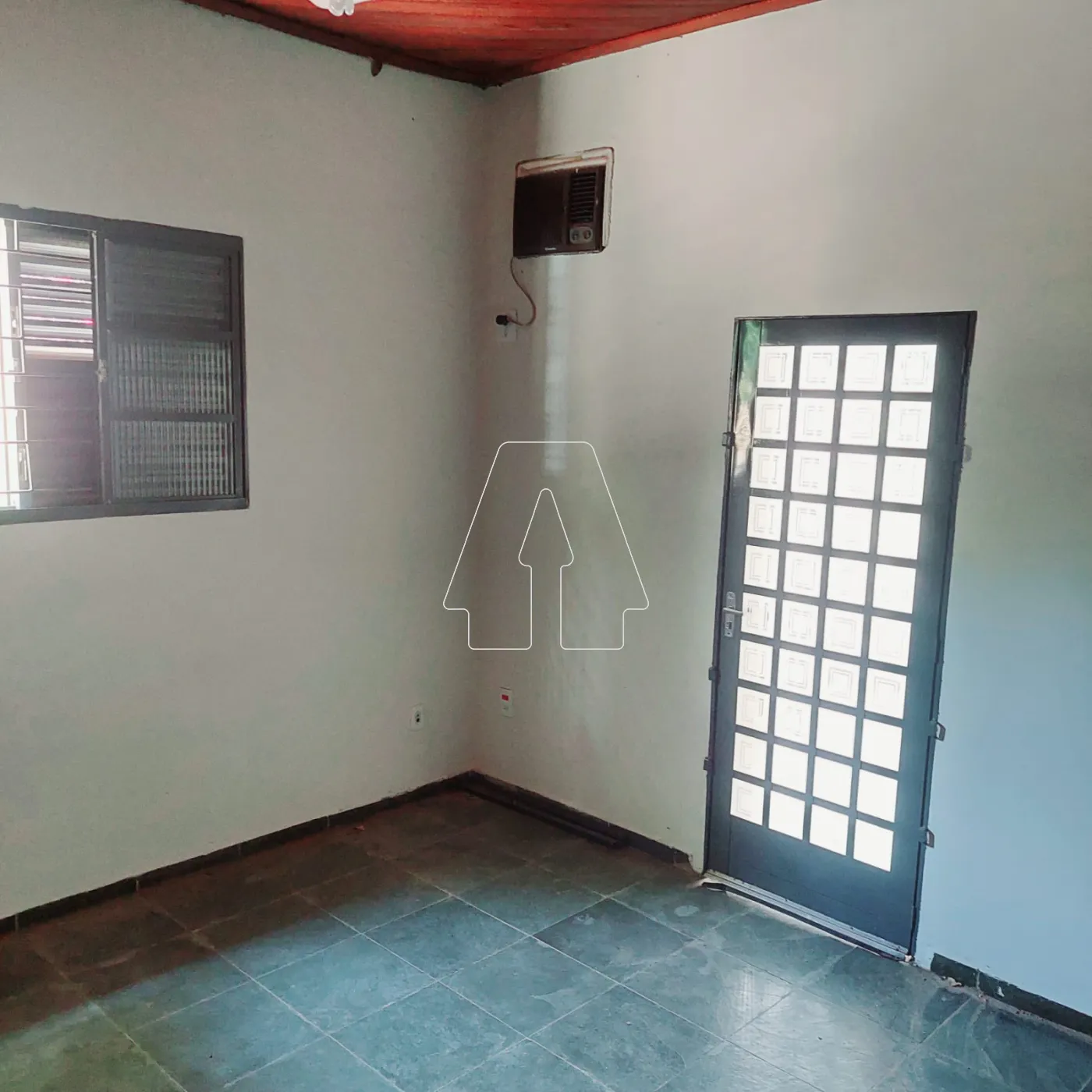 Alugar Casa / Residencial em Araçatuba R$ 1.550,00 - Foto 2